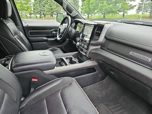 Used 2022 RAM 1500 Laramie w/ Sport Appearance Package AWD/4WD image 11