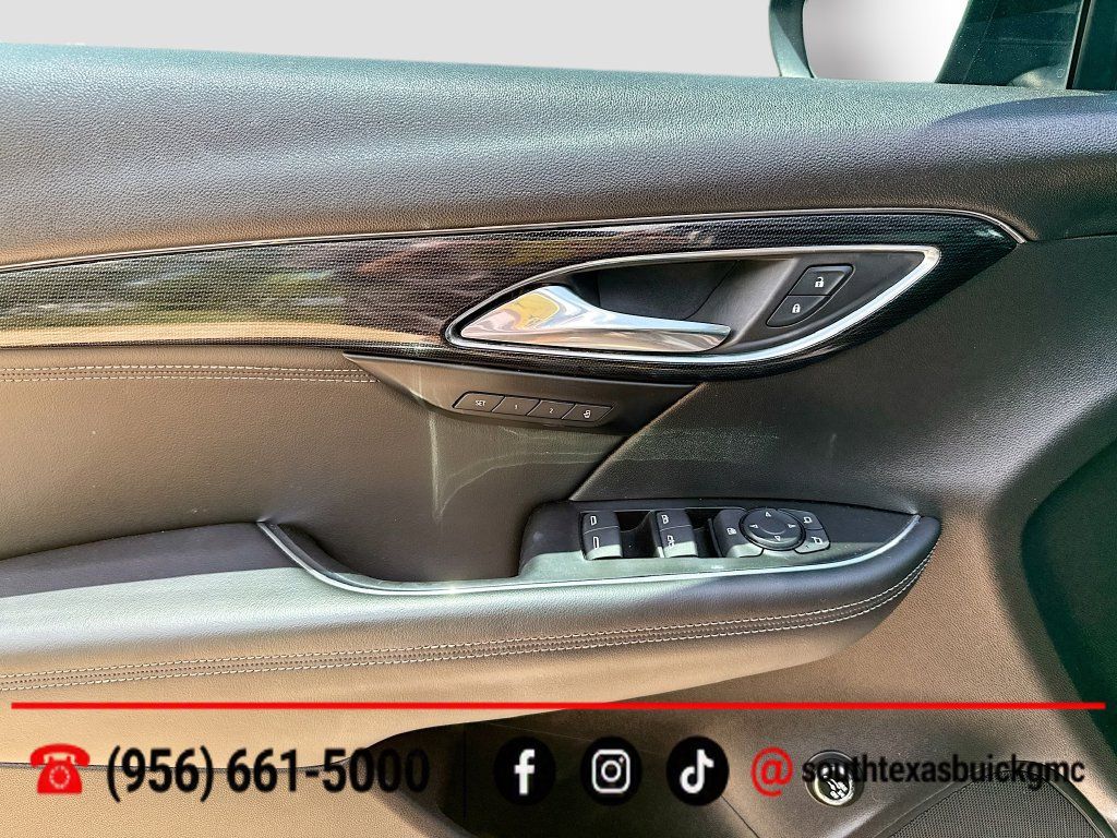 Used 2023 Buick Envision Essence w/ Sport Touring Package FWD image 10