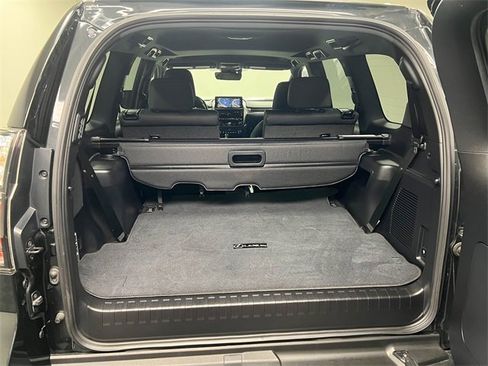 Certified 2023 Lexus GX 460 Premium image 8