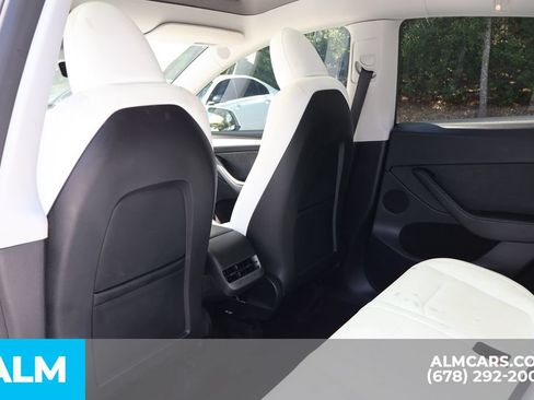 Used 2023 Tesla Model Y Performance AWD/4WD image 15