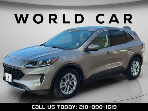 Used 2021 Ford Escape SE FWD image 14