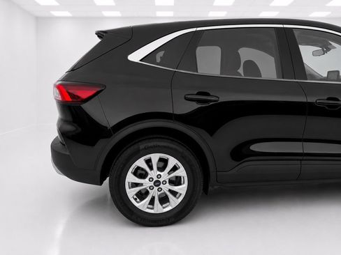 Used 2024 Ford Escape Active AWD/4WD image 5