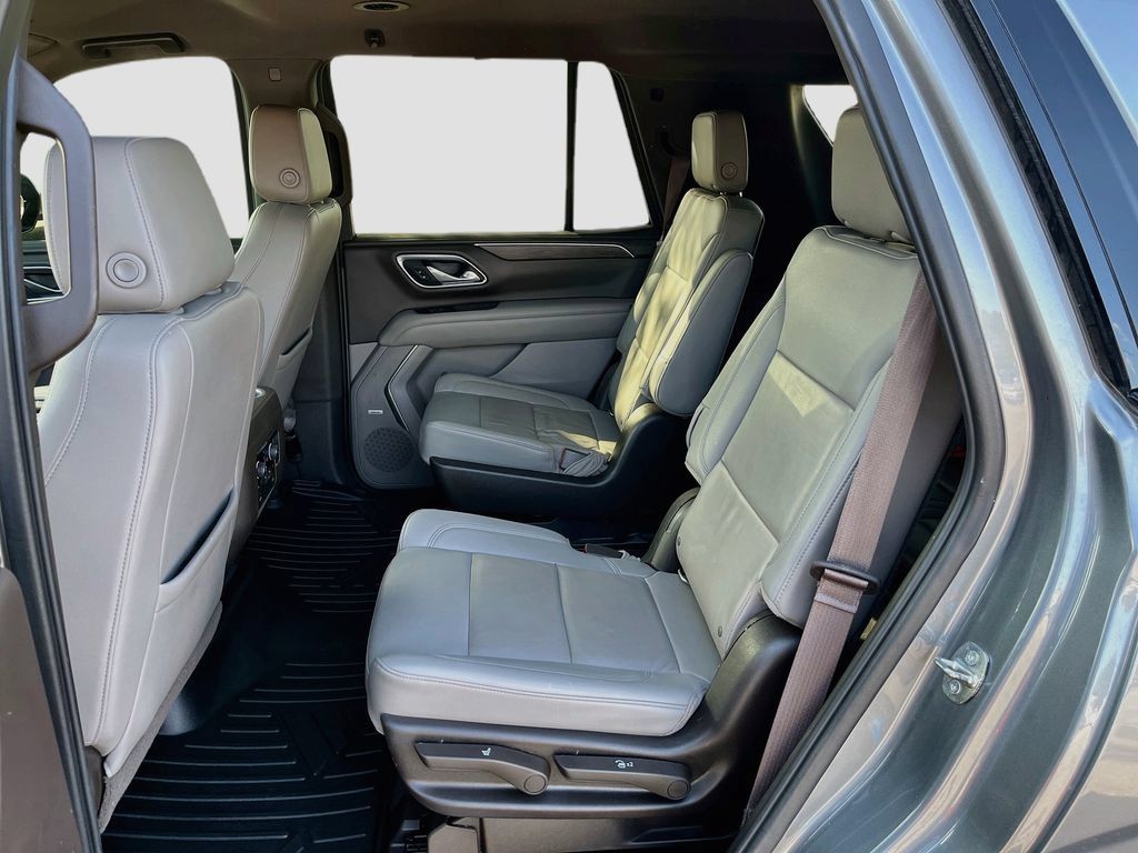 Used 2021 Chevrolet Tahoe Z71 w/ Z71 Off-Road Package AWD/4WD image 24