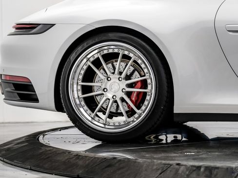 Used 2020 Porsche 911 Carrera RWD image 83