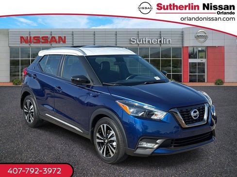 Used 2019 Nissan Kicks SR w/ SR Premium Package image 1