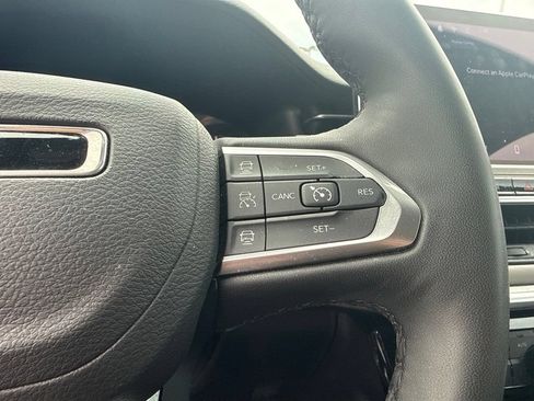 Used 2025 Jeep Compass Limited AWD/4WD image 8