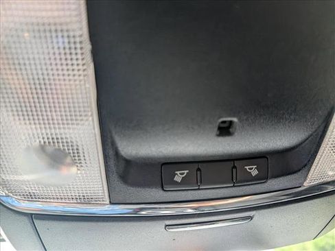 Used 2018 Jeep Grand Cherokee Laredo AWD/4WD image 37
