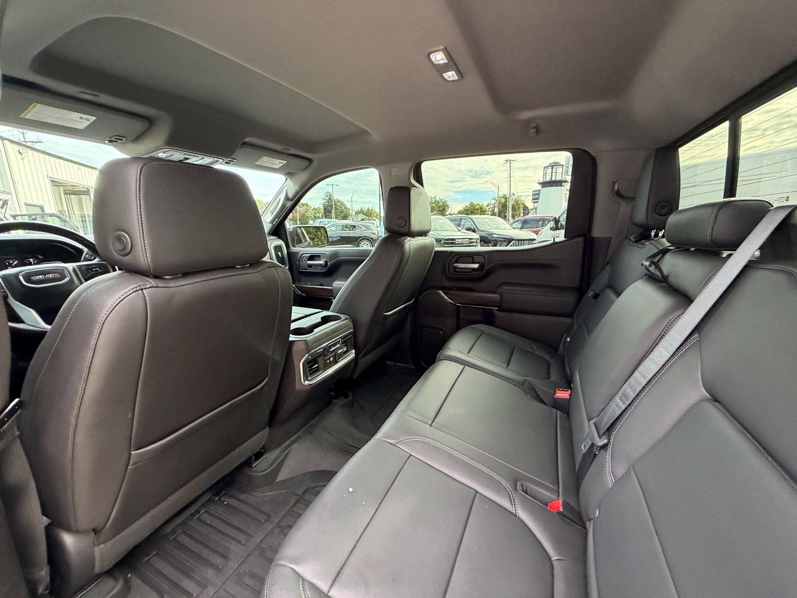 Used 2021 GMC Sierra 1500 SLT w/ SLT Premium Plus Package AWD/4WD image 26