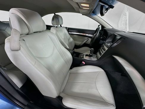 Used 2011 INFINITI G37 Convertible w/ Premium Pkg RWD image 35