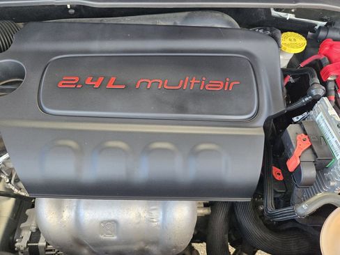 Used 2021 Jeep Compass Latitude image 30