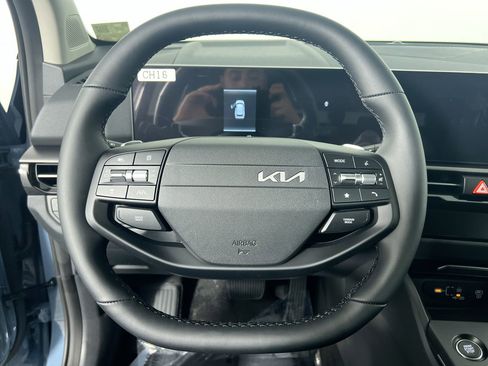 New 2026 Kia Sportage S image 17