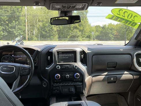 Used 2022 GMC Sierra 2500 Denali AWD/4WD image 13