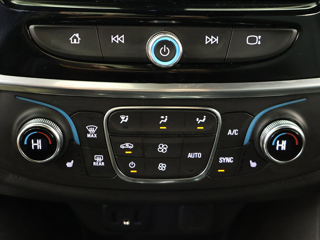 Used 2023 Chevrolet Traverse LT AWD/4WD image 50