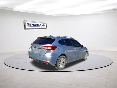 Used 2017 Subaru Impreza 2.0i Premium image 7