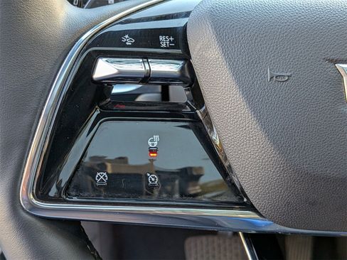 Used 2024 Cadillac Lyriq Sport image 18