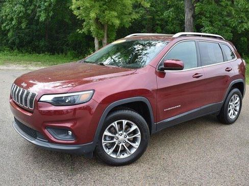 Used 2019 Jeep Cherokee Latitude Plus AWD/4WD image 13