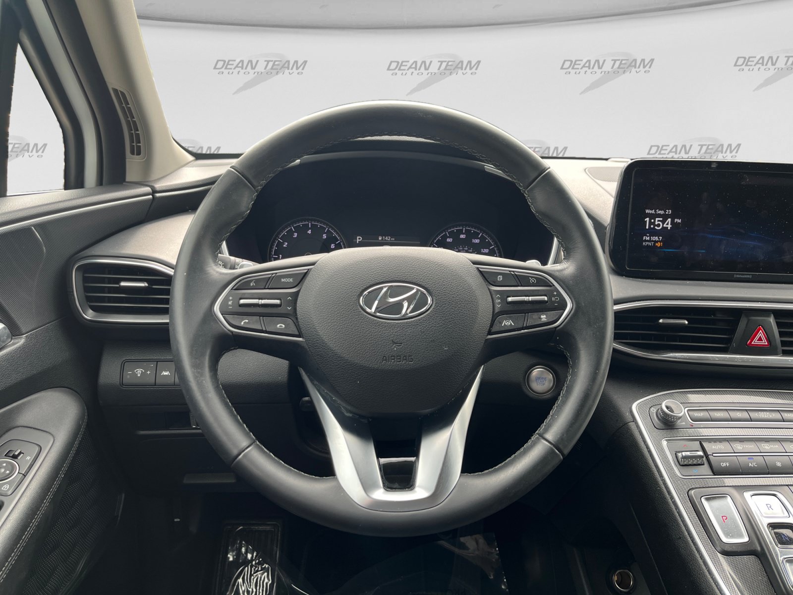 Used 2023 Hyundai Santa Fe SEL AWD/4WD image 14