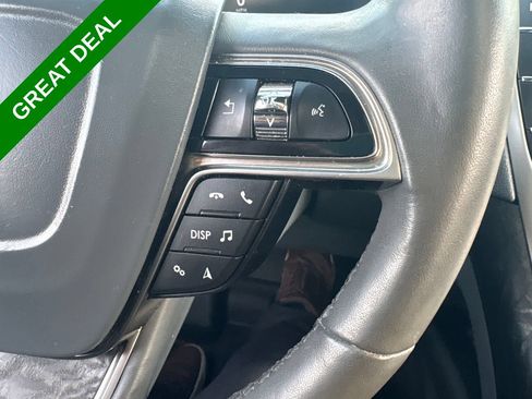 Used 2019 Lincoln Nautilus Reserve FWD image 25