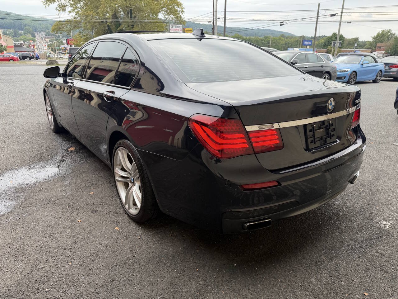 Used 2014 BMW 750Li RWD image 3