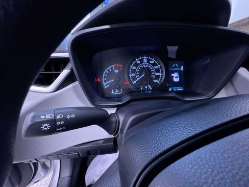 Used 2020 Toyota Corolla L image 18
