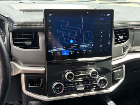Used 2022 Ford Expedition XLT RWD image 27