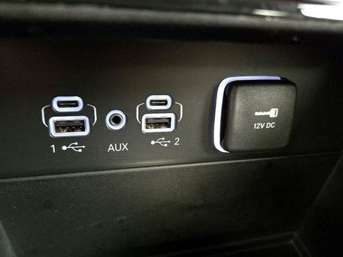 Used 2023 Jeep Grand Cherokee Limited AWD/4WD image 14
