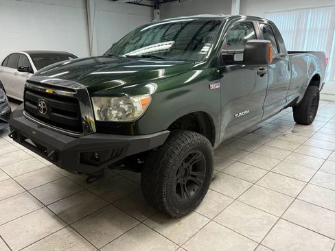 Used 2010 Toyota Tundra 4x4 Double Cab Long Bed image 3