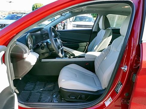 Certified 2023 Hyundai Elantra Limited FWD image 14