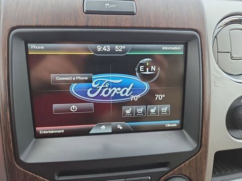 Used 2014 Ford F150 Lariat w/ Lariat Chrome Package image 17