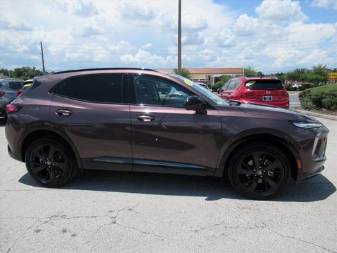 Certified 2025 Buick Envision Sport Touring AWD/4WD image 2