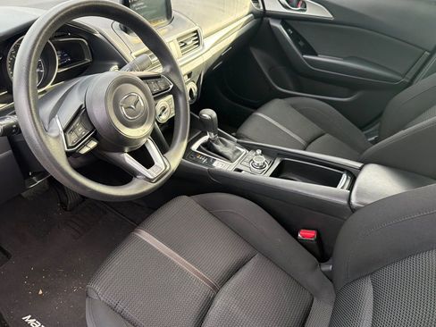 Used 2018 MAZDA MAZDA3 Sport w/ Preferred Equipment Package image 7