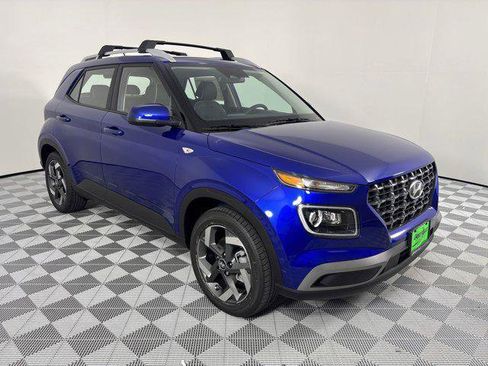 New 2025 Hyundai Venue Limited image 6