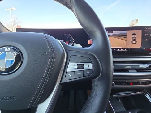 Used 2026 BMW X5 sDrive40i image 12