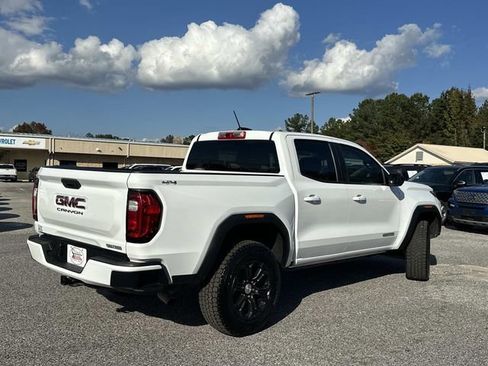Used 2023 GMC Canyon Elevation image 7