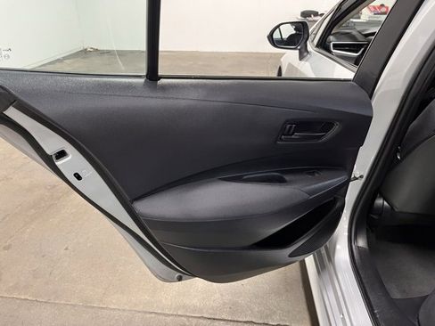 Used 2023 Toyota Corolla LE image 19