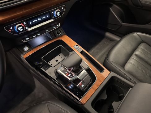 Used 2022 Audi Q5 2.0T Premium Plus w/ Premium Plus Package image 16