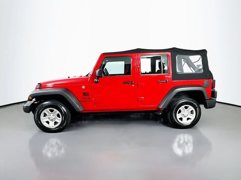 Used 2016 Jeep Wrangler Unlimited Sport w/ Connectivity Group AWD/4WD image 5