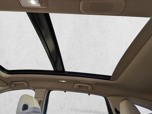 Used 2025 Acura MDX SH-AWD w/ Technology Package image 19