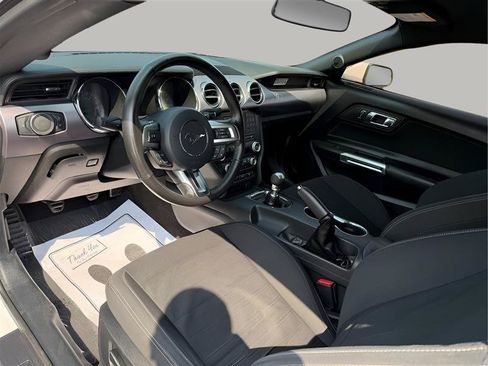 Used 2015 Ford Mustang GT RWD image 17
