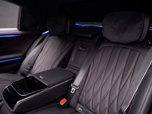 Used 2024 Mercedes-Benz S 63 AMG S image 74