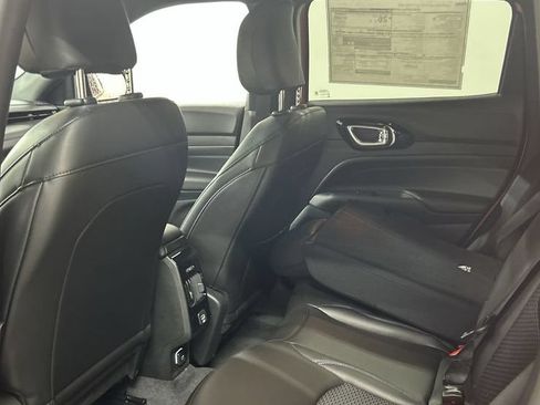New 2026 Jeep Compass Latitude AWD/4WD image 20