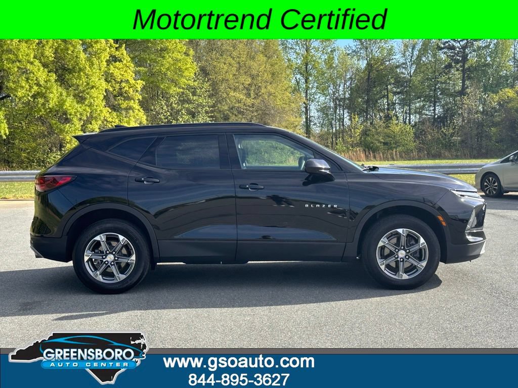 Used 2024 Chevrolet Blazer LT w/ Convenience Package FWD image 9