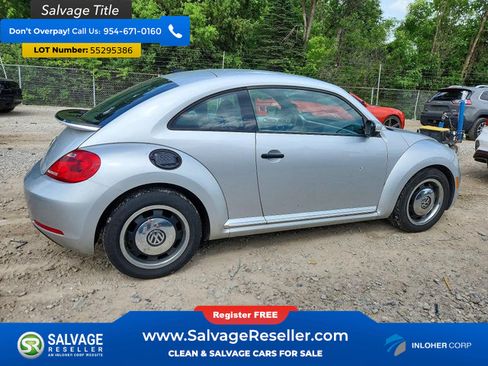 Used 2015 Volkswagen Beetle 1.8T Classic FWD image 4