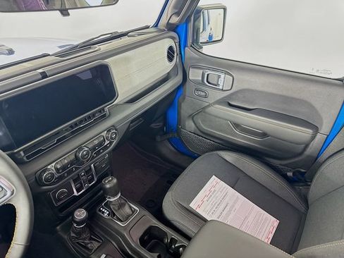 Used 2024 Jeep Wrangler Sahara w/ Safety Group image 25