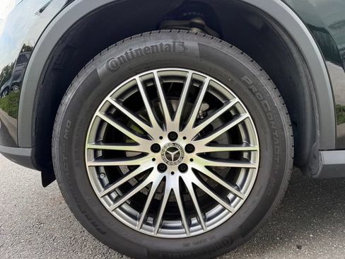 Used 2026 Mercedes-Benz GLC 300 4MATIC image 11