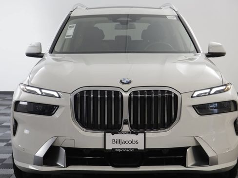 Used 2026 BMW X7 xDrive40i w/ Premium Package AWD/4WD image 21