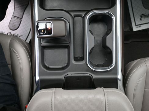 Used 2023 GMC Sierra 1500 SLT w/ SLT Premium Plus Package image 35