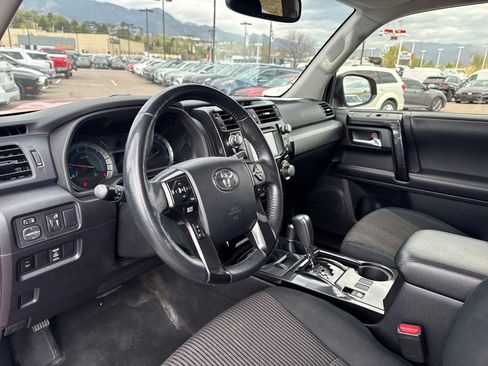 Used 2014 Toyota 4Runner Trail image 29