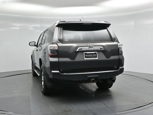 Used 2014 Toyota 4Runner SR5 RWD image 24