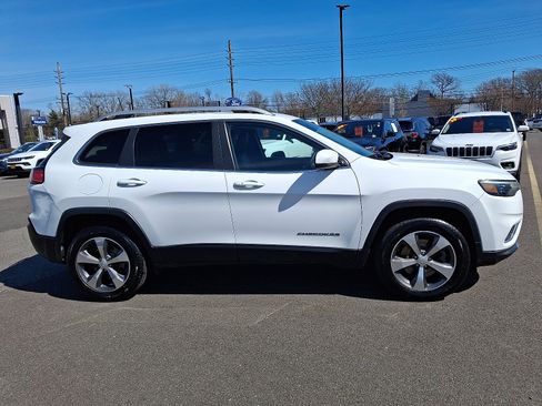Certified 2019 Jeep Cherokee Limited image 7
